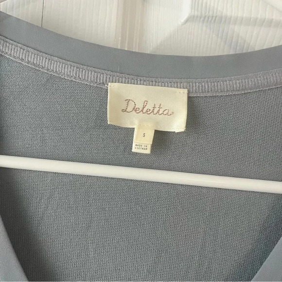 Anthropologie Deletta sky Blue swing tunic with deep v-neck & ribbed sleeves sm - Picture 2 of 4